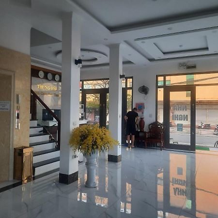 Nha Nghi Trung Hau Hotel Mong Cai Екстериор снимка