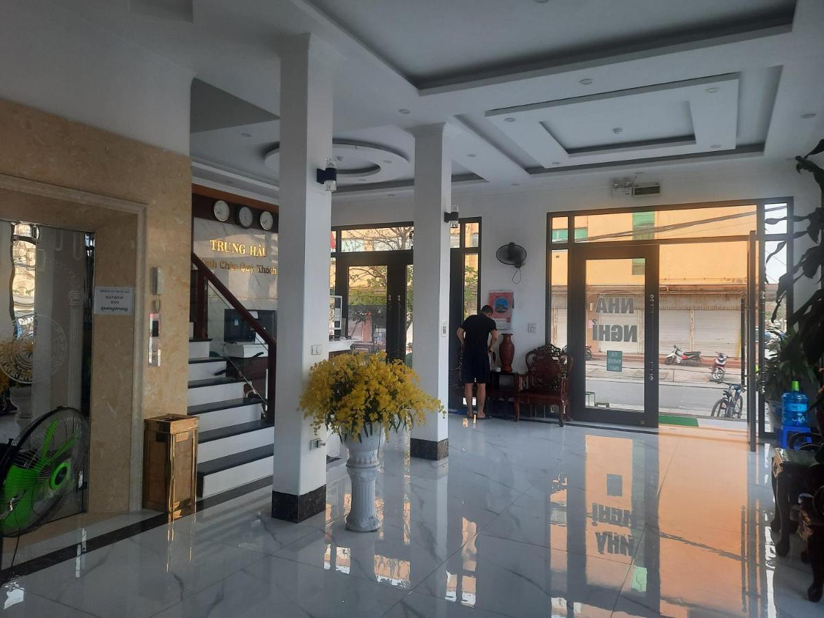Nha Nghi Trung Hau Hotel Mong Cai Екстериор снимка